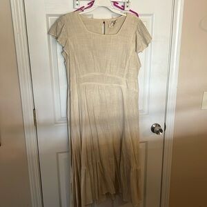 Midi cream boutique dress